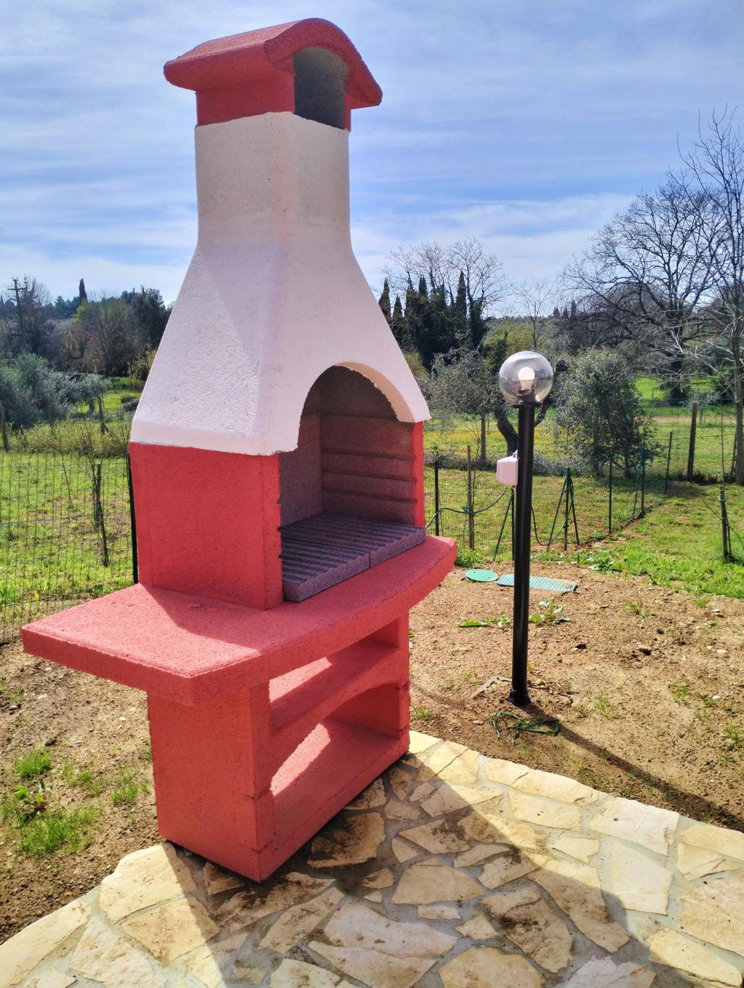 Villetta Fedora Immersa Nel Verde Cecina  Buitenkant foto